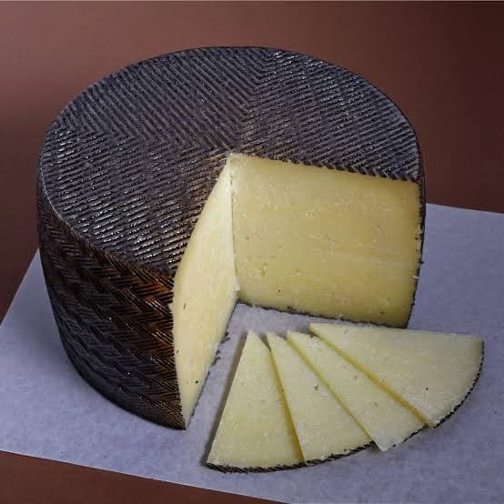 Queso manchego curado